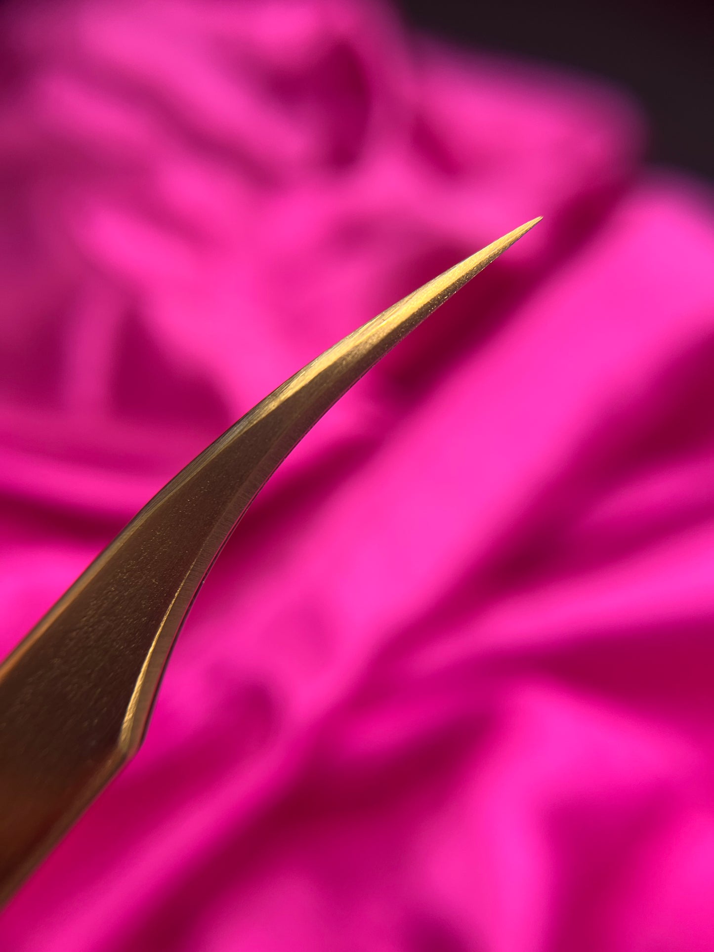 Semi Curved Tweezer